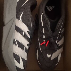 Nike Men's Gray and White Sneakers